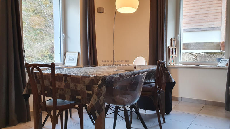 Maison - 174 m² - 7 pièces