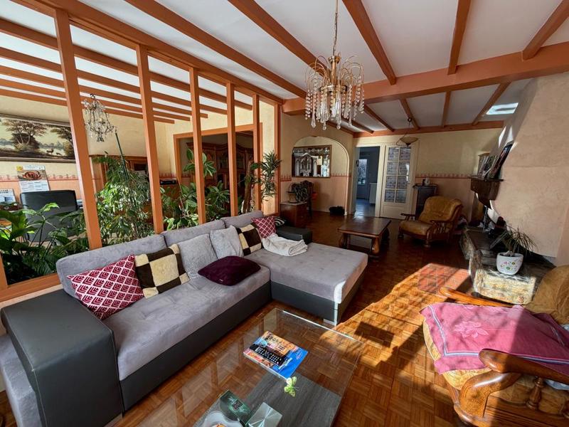 Maison - 197 m² - 5 pièces