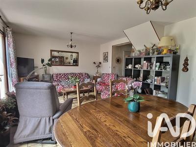 Maison - 102 m² - 5 pièces