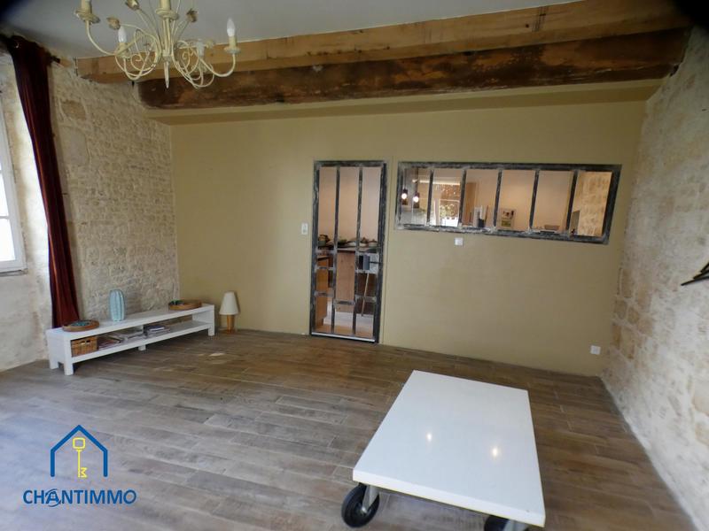 Maison - 210 m² - 6 pièces