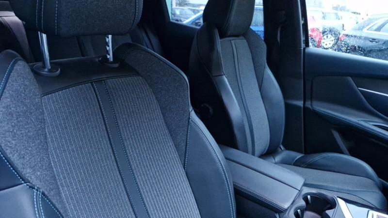 Peugeot 3008 Bluehdi 130ch Ss Eat8 Allure