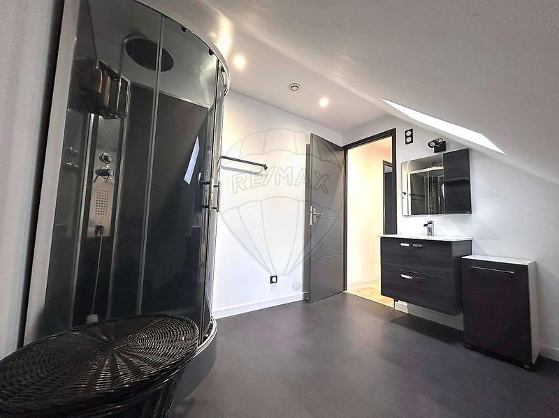 Maison - 120 m² - 7 pièces