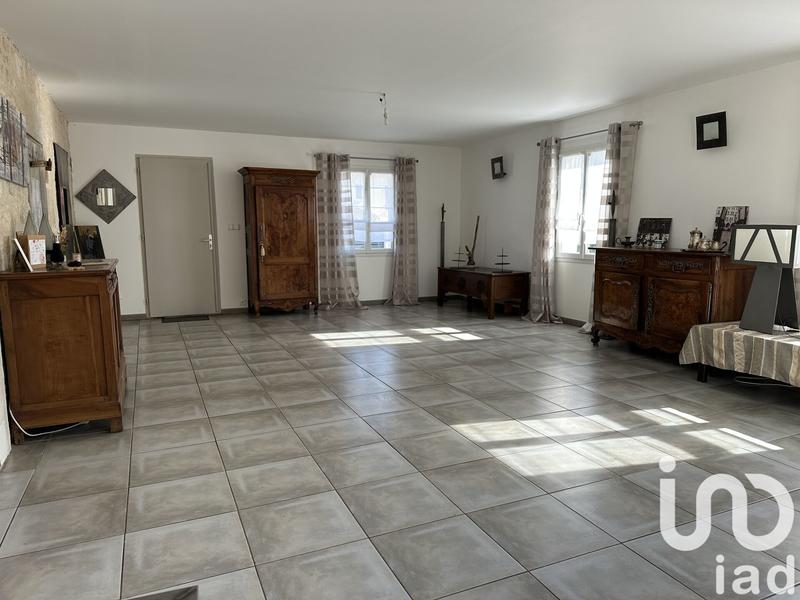 Maison - 209 m² - 8 pièces