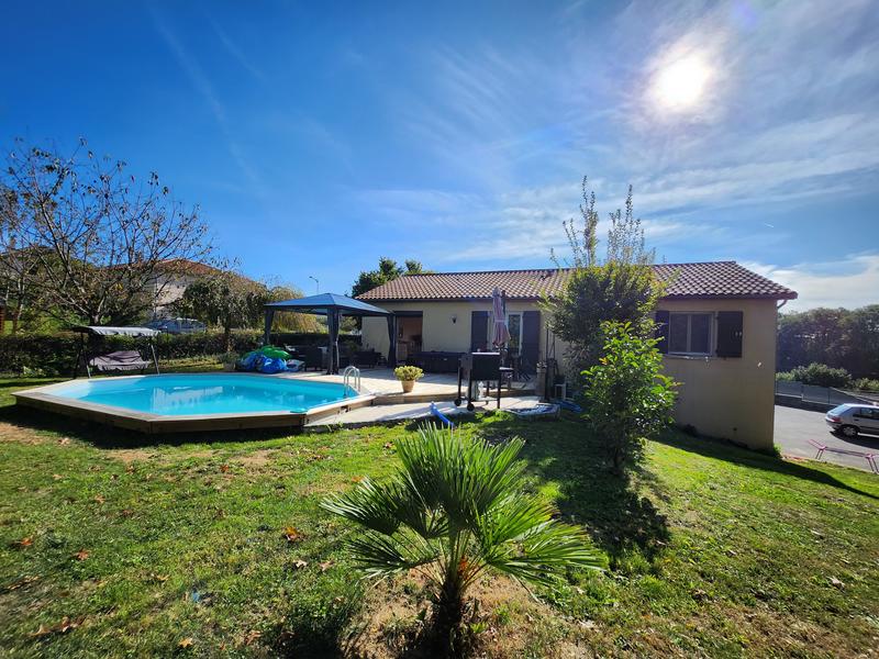 Maison - 120 m² - 6 pièces