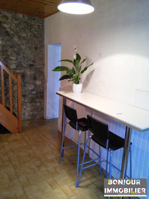 Maison - 84 m² - 5 pièces