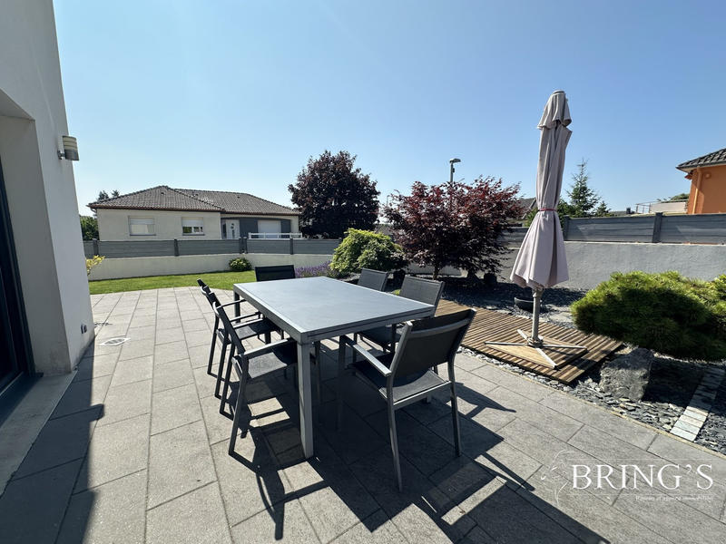 Maison - 137 m² - 4 pièces