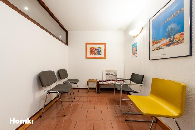 Local commercial - 69 m² - 3 pièces