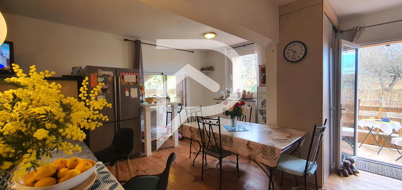 Maison - 85 m² - 5 pièces