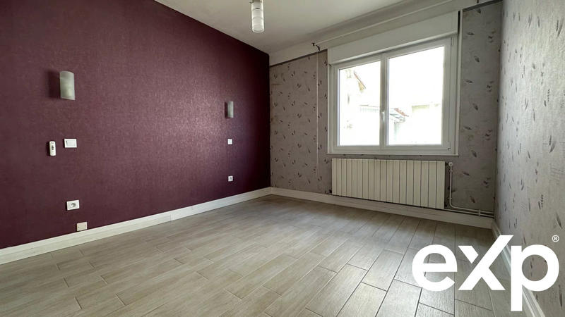 Villa - 75 m² - 8 pièces