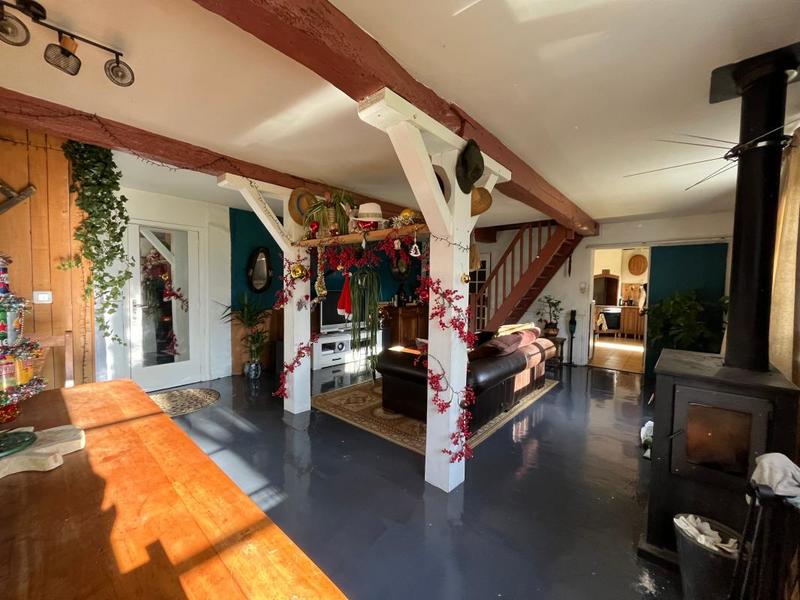 Maison - 160 m² - 4 pièces