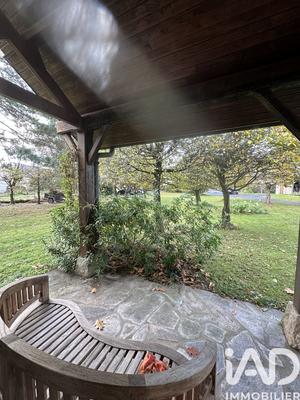 Maison - 268 m² - 9 pièces