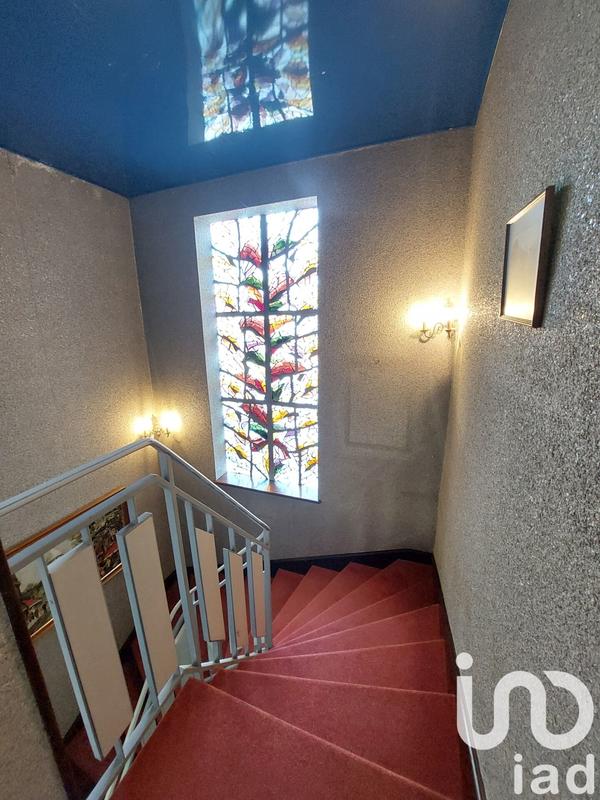 Maison - 290 m² - 8 pièces