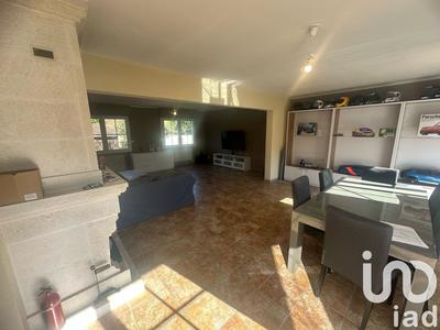 Maison - 185 m² - 8 pièces