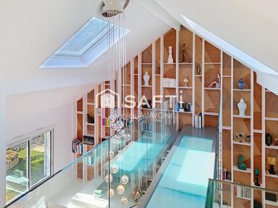 Maison - 160 m² - 6 pièces