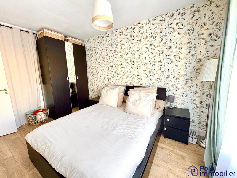 Appartement - 101 m² - 5 pièces