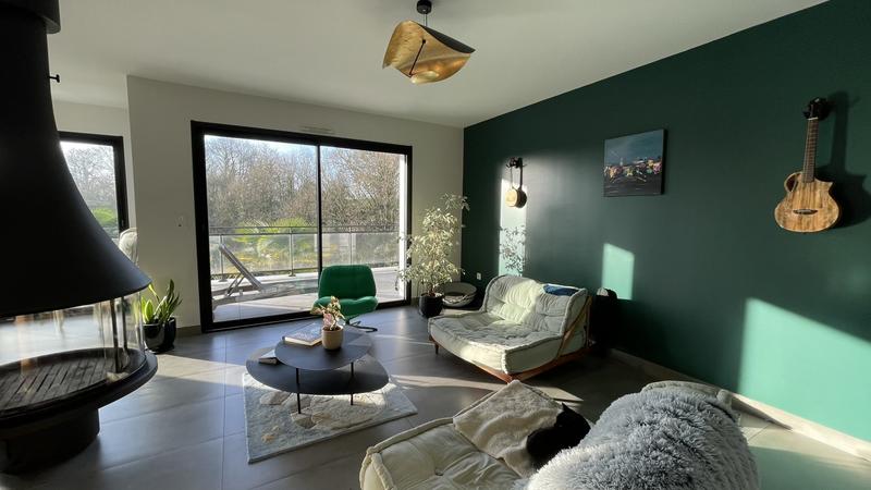 Maison contemporaine - 242 m² - 10 pièces