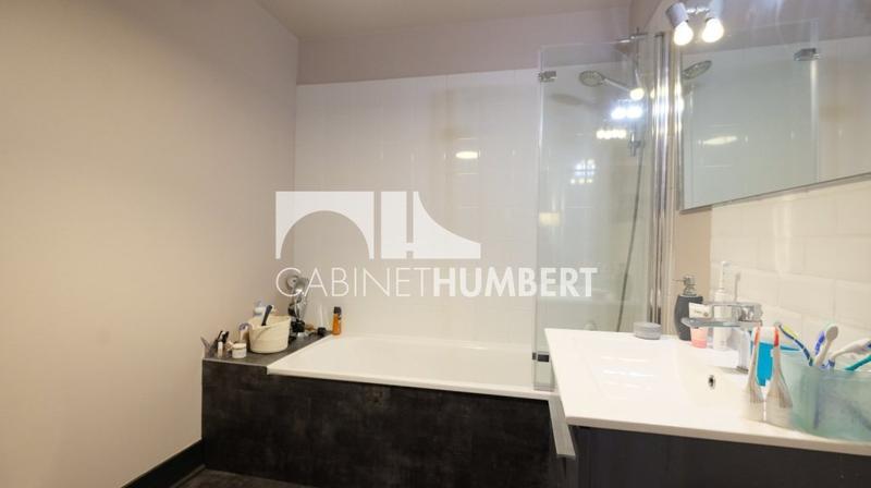 Appartement - 183 m² - 6 pièces