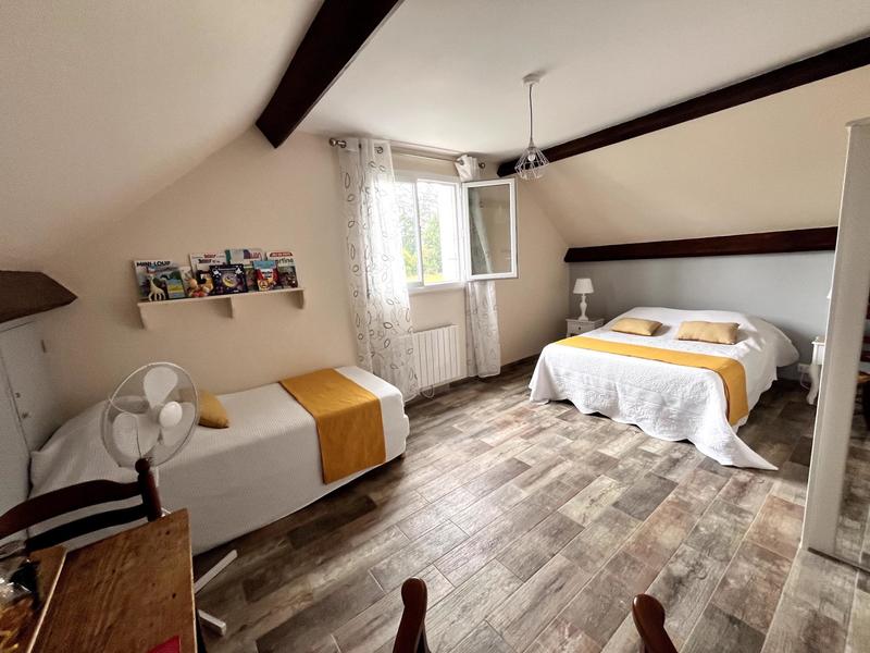 Maison - 161 m² - 6 pièces