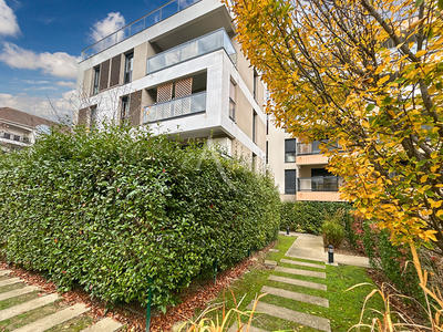 Appartement - 81 m² - 4 pièces