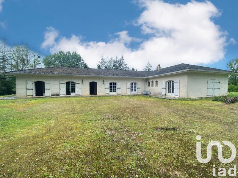 Maison de maîtres - 244 m² - 7 pièces