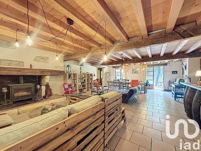 Maison - 313 m² - 15 pièces