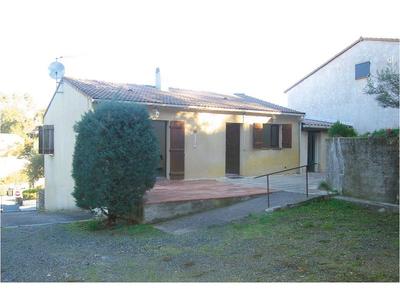 Maison traditionnelle - 80 m² - 3 pièces