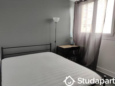 Chambre - 11 m² - 1 pièce