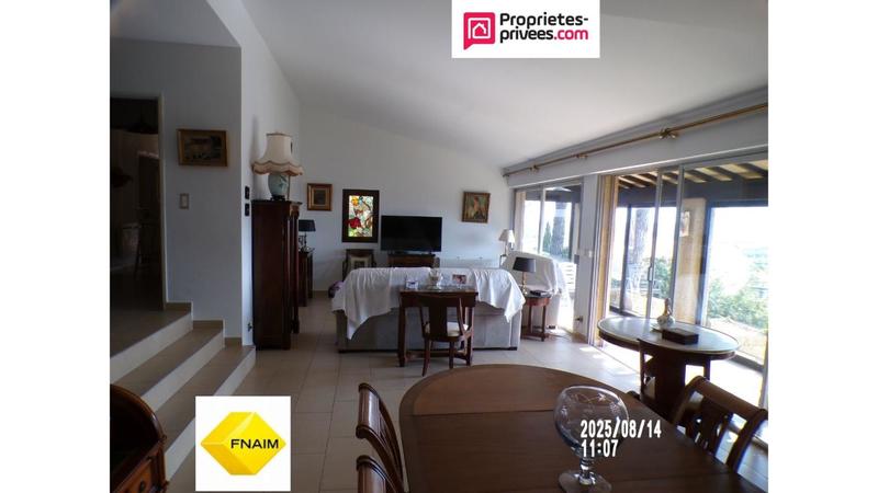 Maison - 208 m² - 6 pièces