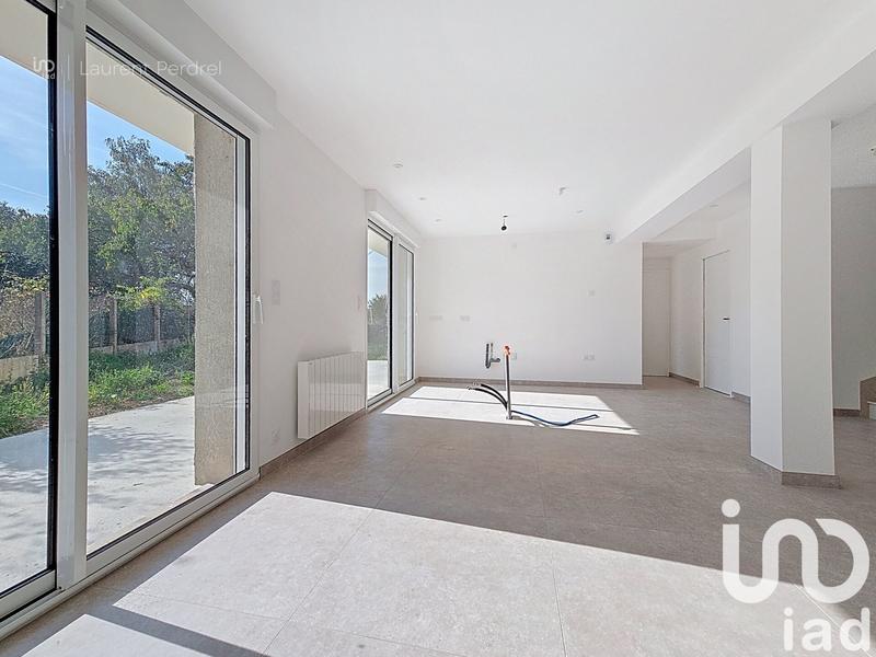 Maison - 153 m² - 8 pièces