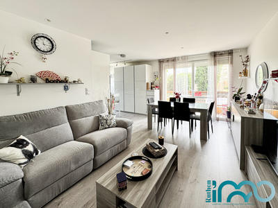 Appartement - 79 m² - 4 pièces