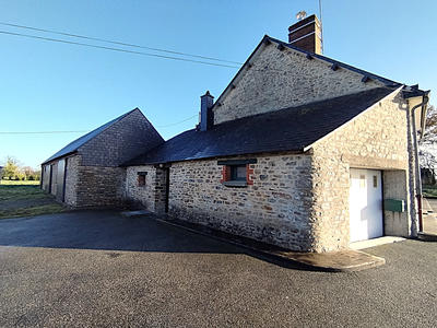 Maison - 120 m² - 8 pièces