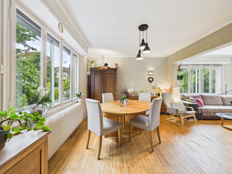 Pavillon - 90 m² - 4 pièces