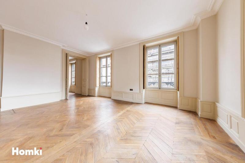 Appartement - 128 m² - 4 pièces