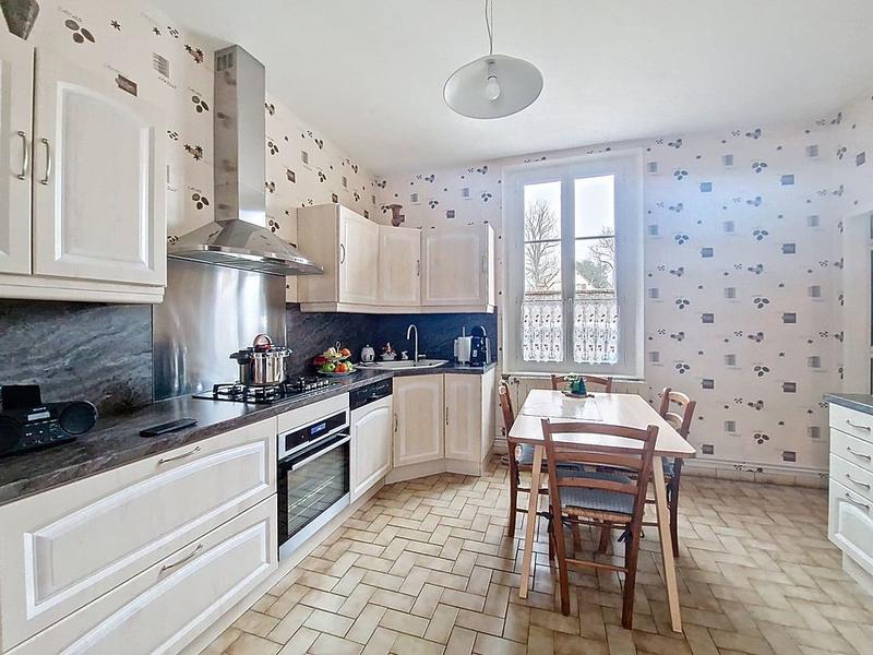 Maison - 82 m² - 4 pièces