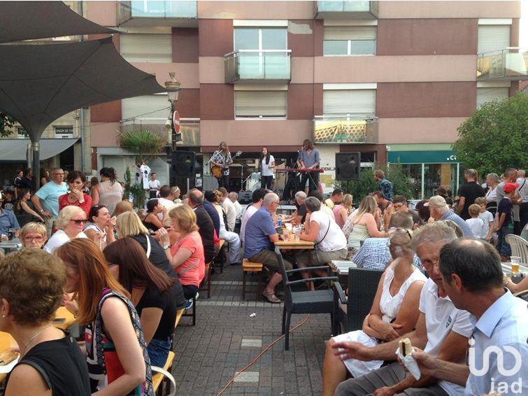 Local commercial - 145 m²