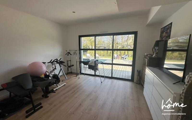 Maison contemporaine - 300 m² - 10 pièces