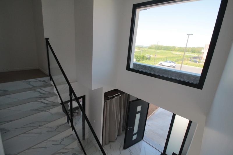 Maison contemporaine - 215 m² - 7 pièces