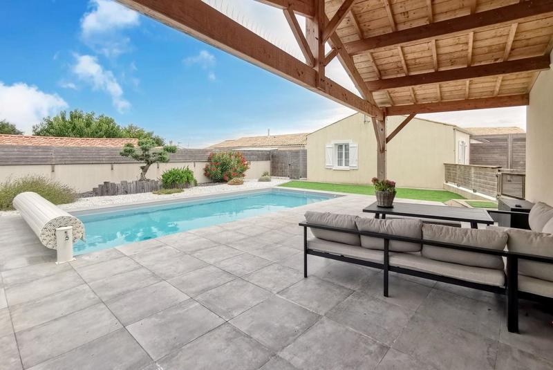 Maison - 142 m² - 6 pièces