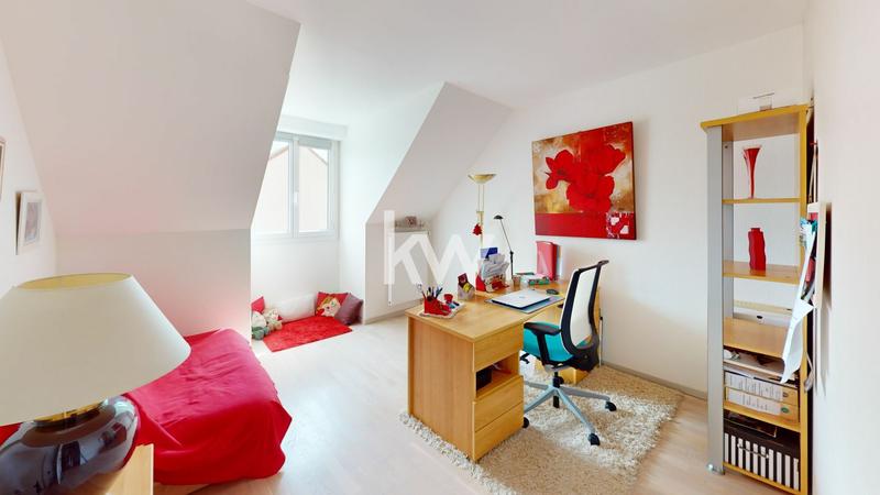 Maison - 142 m² - 6 pièces