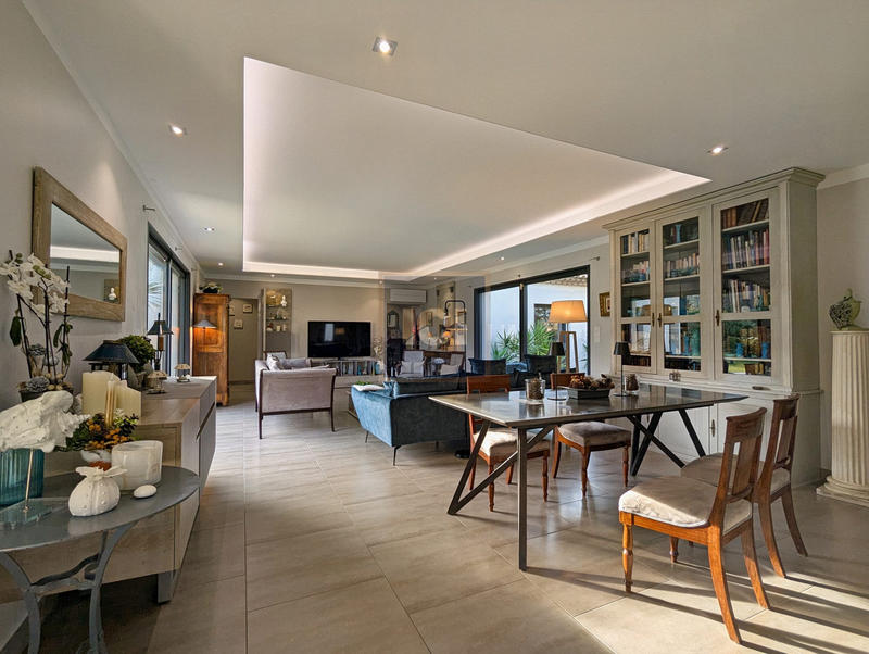 Villa - 164 m² - 5 pièces