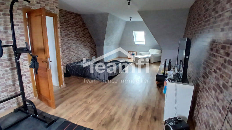 Maison - 174 m² - 5 pièces