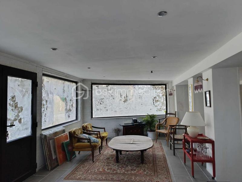 Immeuble - 85 m² - 5 pièces