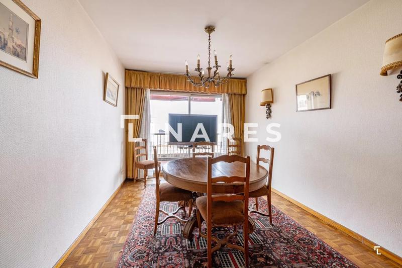 Appartement - 178 m² - 8 pièces