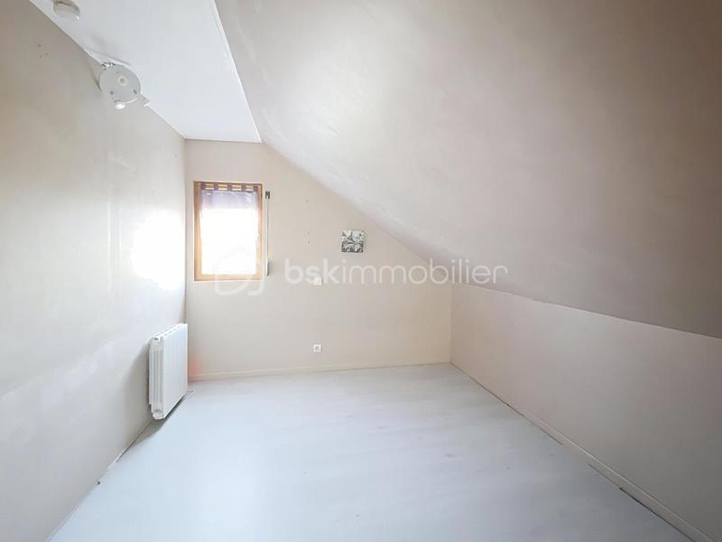 Maison traditionnelle - 110 m² - 7 pièces