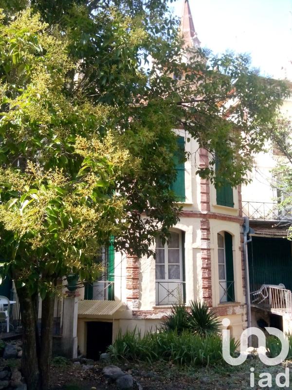 Maison de ville - 270 m² - 8 pièces