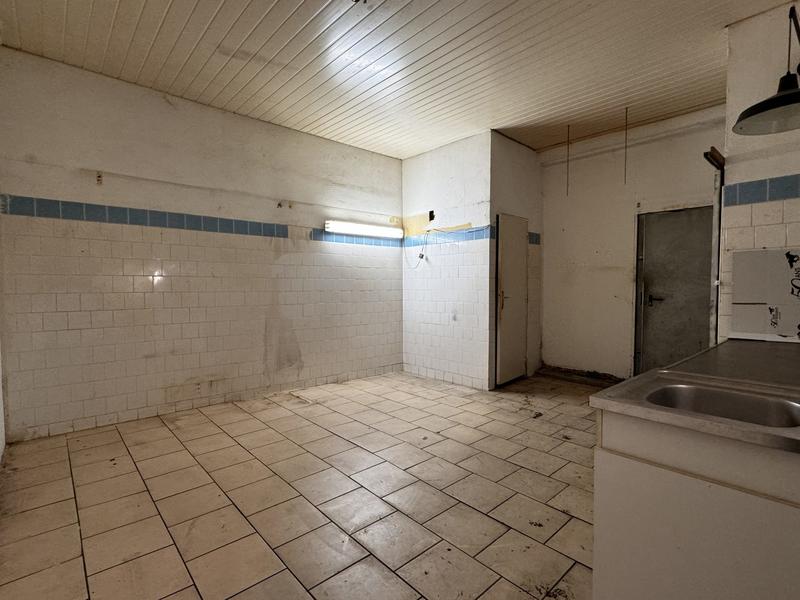 Local commercial - 124 m²
