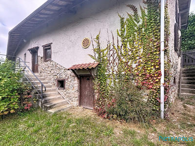 Maison ancienne - 134 m² - 6 pièces