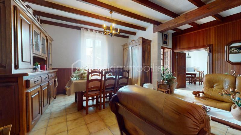 Maison ancienne - 138 m² - 7 pièces