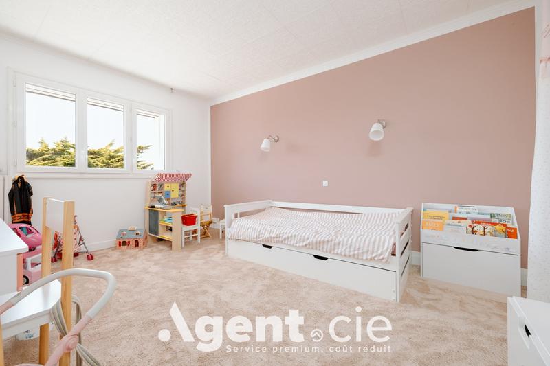 Maison - 143 m² - 7 pièces