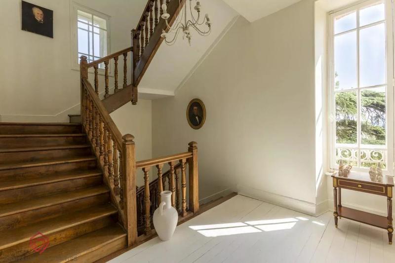 Manoir - 430 m² - 10 pièces